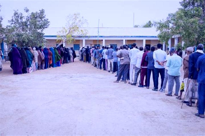 Escorts Garoowe, Somalia — Local Companions