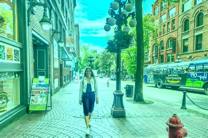 Escorts Gastown, Canada — Local Companions