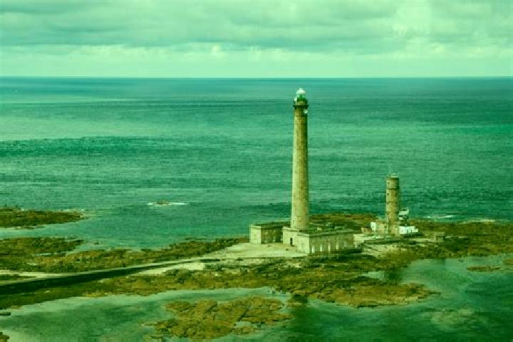 Escorts Gatteville-le-Phare, France — Local Companions