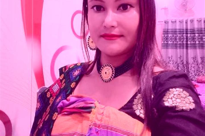 Escorts Gauripur, India — Local Companions