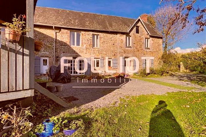 Escorts Gavray, France — Local Companions
