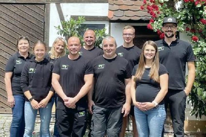 Escorts Geisenfeld, Germany — Local Companions