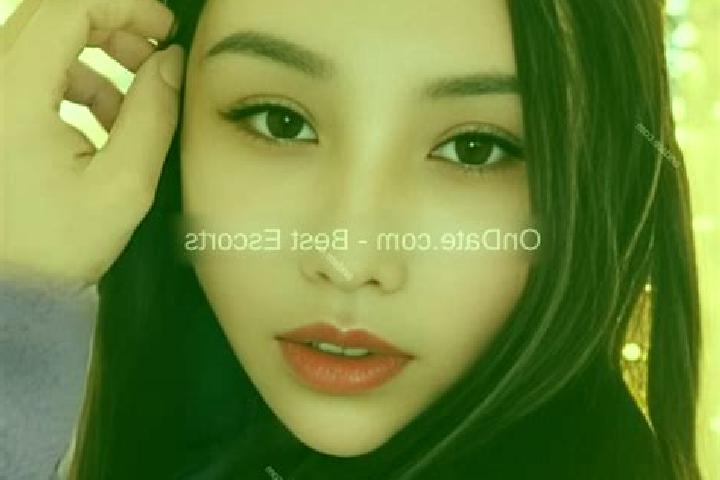 Escorts Gengcheng, China — Local Companions