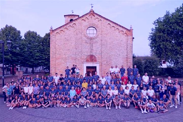 Escorts Giavera del Montello, Italy — Local Companions