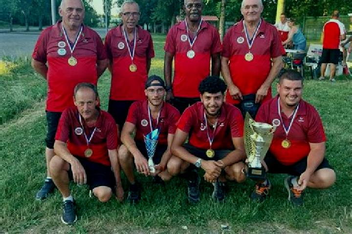 Escorts Gimont, France — Local Companions