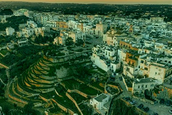Escorts Ginestra, Italy — Local Companions