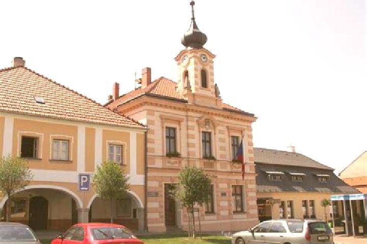 Escorts Golcuv Jenikov, Czech Republic — Local Companions