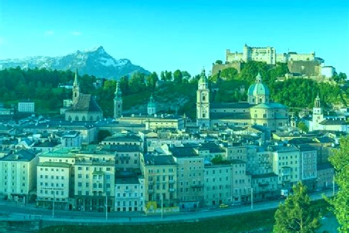 Escorts Goldgeben, Austria — Local Companions