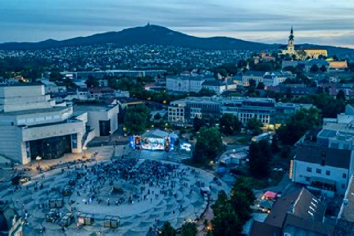 Escorts Golianovo, Slovakia — Local Companions