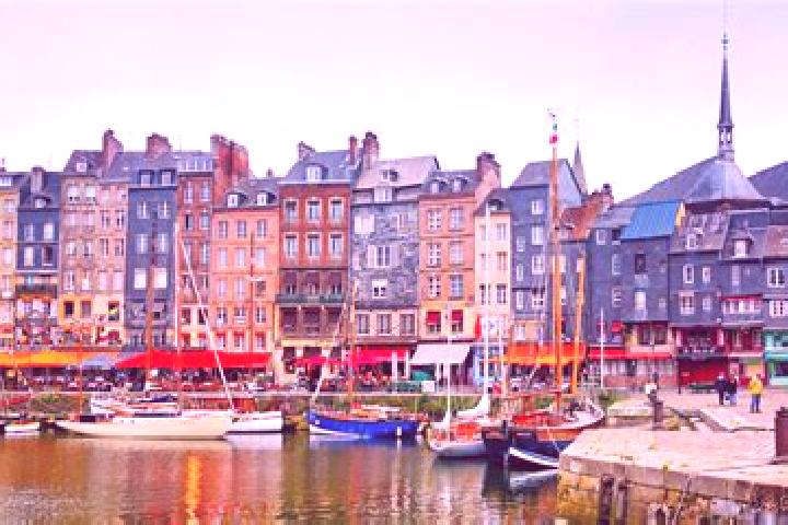 Escorts Gonneville-sur-Mer, France — Local Companions