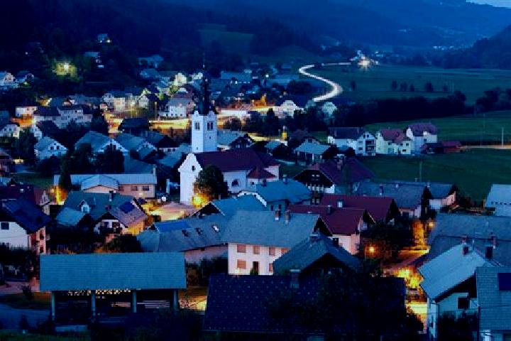 Escorts Gorenja Vas, Slovenia — Local Companions