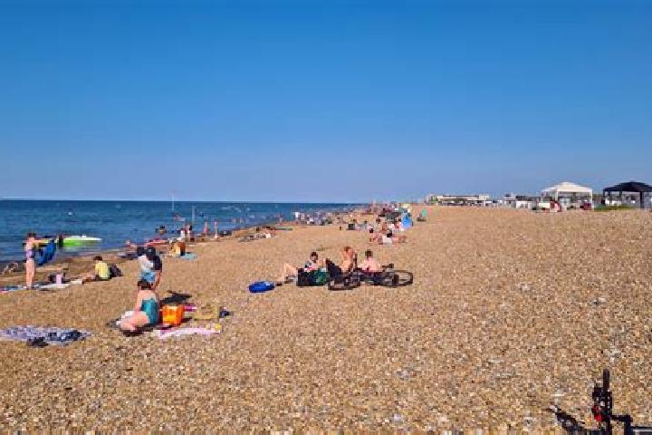 Escorts Goring-by-Sea, United Kingdom — Local Companions