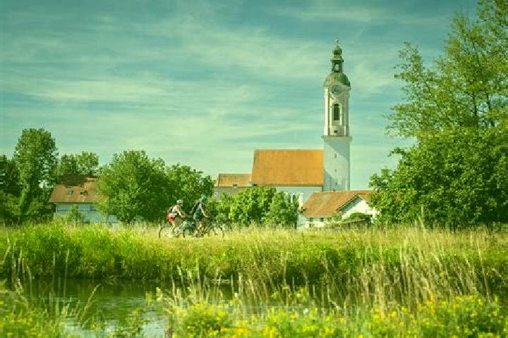 Escorts Grafrath, Germany — Local Companions