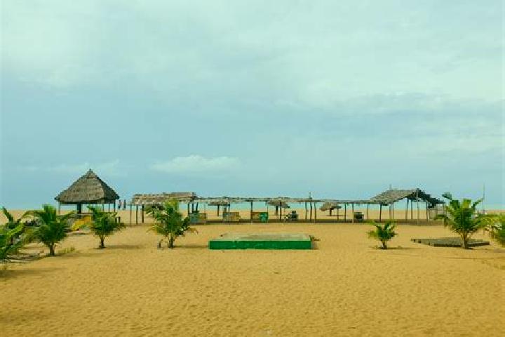 Escorts Grand-Popo, Benin — Local Companions