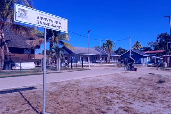 Escorts Grand-Santi, French Guiana — Local Companions