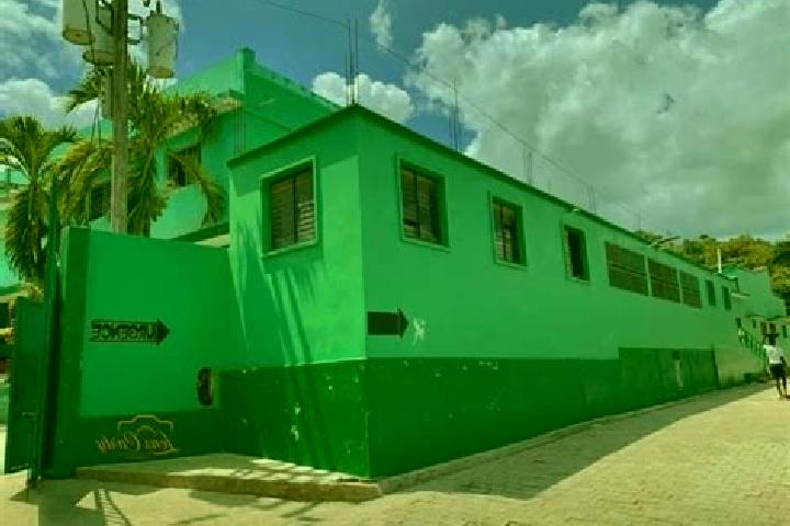 Escorts Grande Riviere du Nord, Haiti — Local Companions