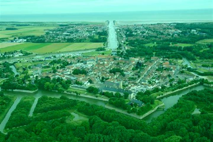 Escorts Gravelines, France — Local Companions