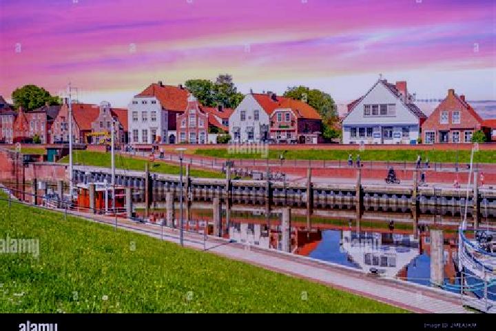 Escorts Greetsiel, Germany — Local Companions