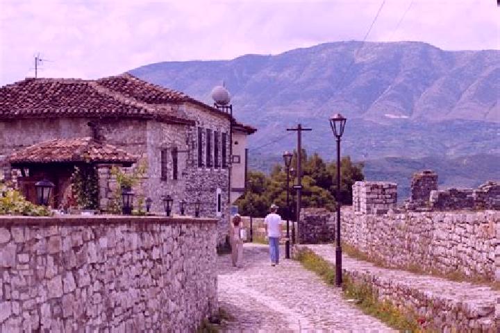 Escorts Grekan, Albania — Local Companions