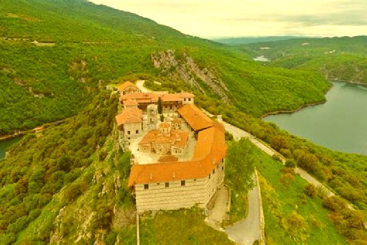 Escorts Grevena, Greece — Local Companions