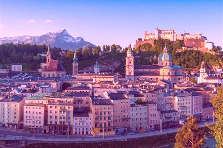 Escorts Grossau, Austria — Local Companions