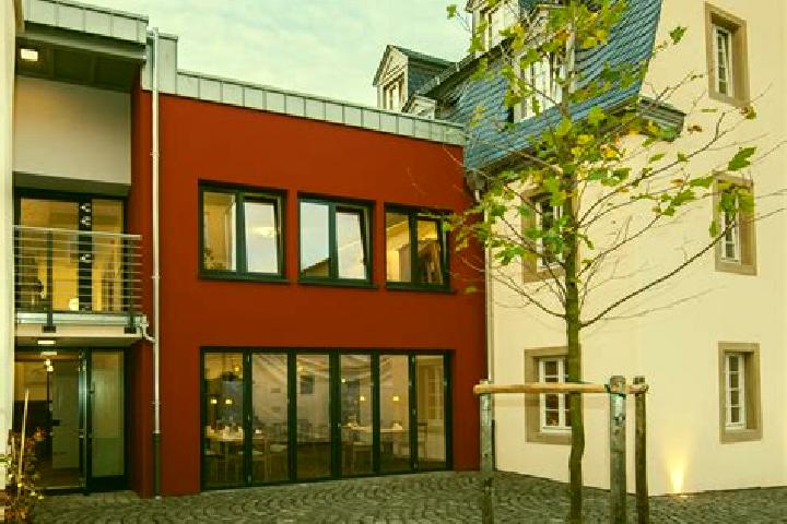 Escorts Grossbundenbach, Germany — Local Companions