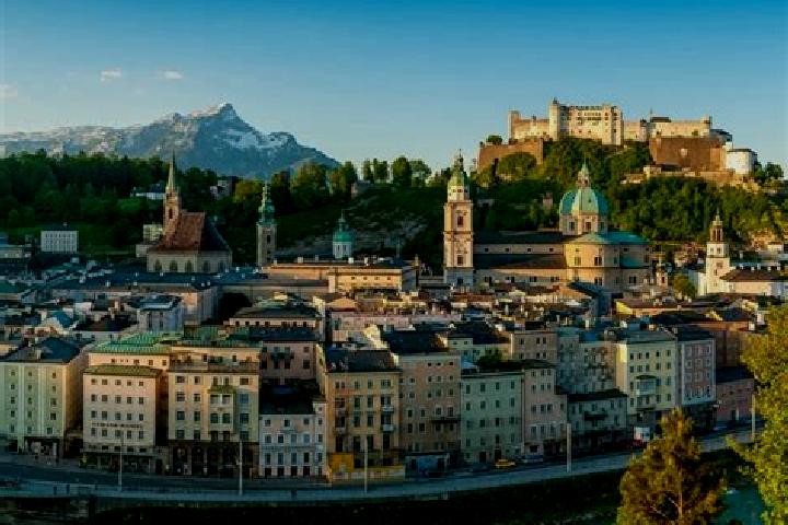 Escorts Grosskrut, Austria — Local Companions