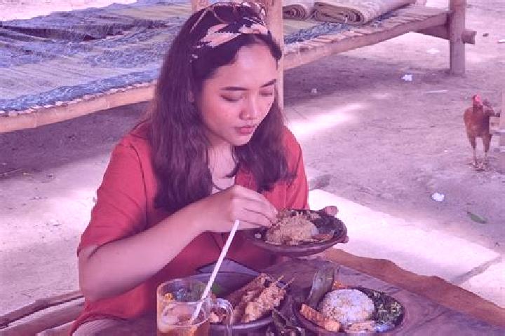Escorts Gubuk Lauk, Indonesia — Local Companions