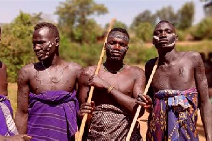 Escorts Guder, Ethiopia — Local Companions