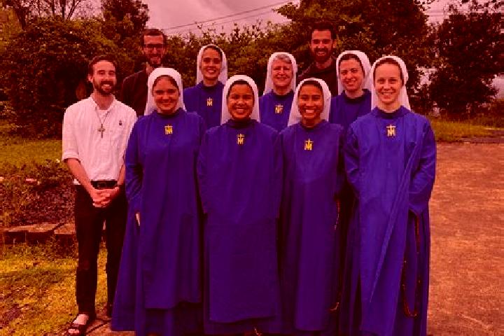 Escorts Gueures, France — Local Companions