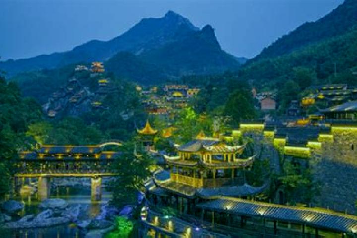 Escorts Guifeng, China — Local Companions