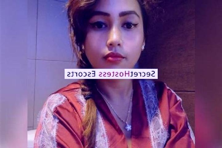 Escorts Gununglarang, Indonesia — Local Companions