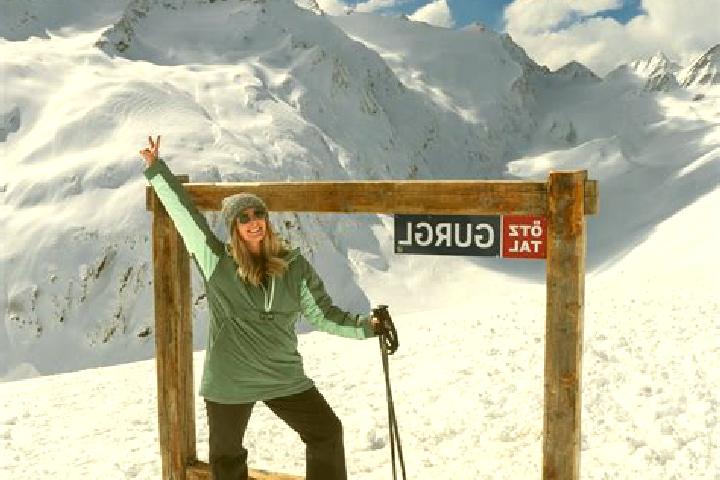 Escorts Gurgl, Austria — Local Companions