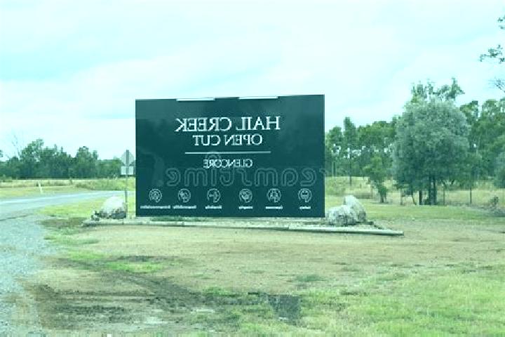 Escorts Hail Creek, Australia — Local Companions