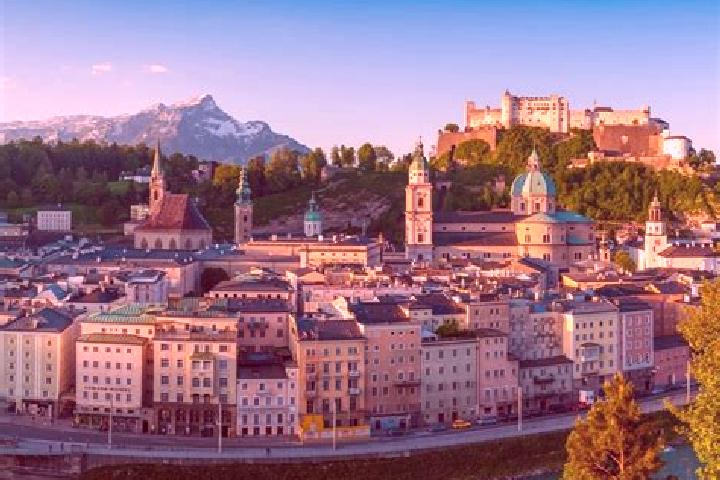 Escorts Halbturn, Austria — Local Companions