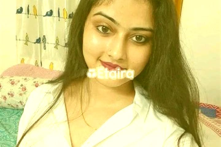 Escorts Halvad, India — Local Companions