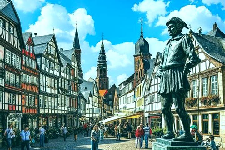 Escorts Hameln, Germany — Local Companions