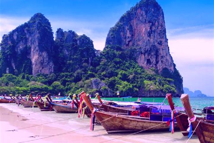 Escorts Hang Chat, Thailand — Local Companions