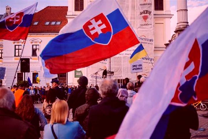 Escorts Harmanec, Slovakia — Local Companions