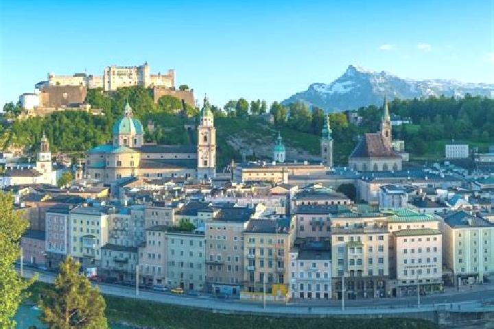 Escorts Hartmannsdorf, Austria — Local Companions