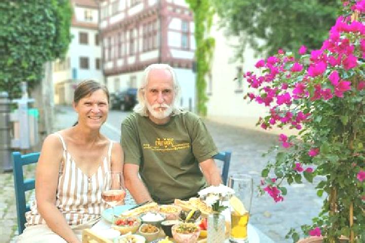 Escorts Hatten, Germany — Local Companions