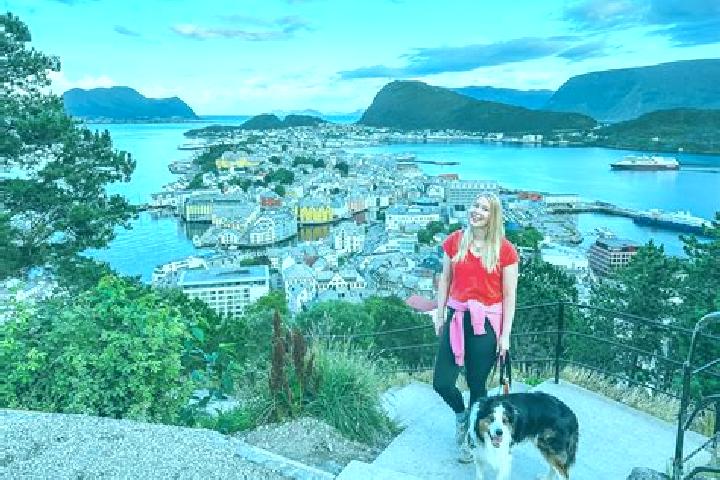 Escorts Hauknes, Norway — Local Companions