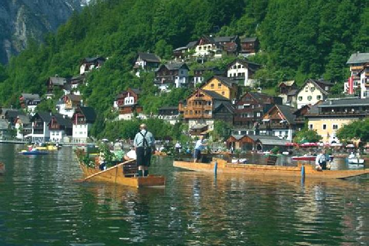 Escorts Hausmannstaetten, Austria — Local Companions