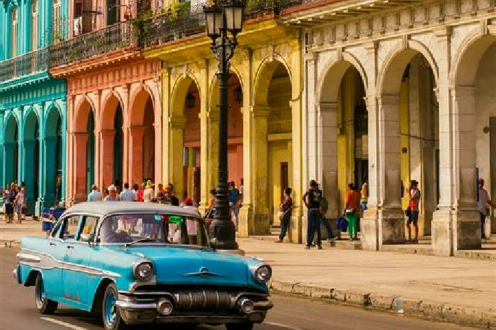 Escorts Havana, United States — Local Companions