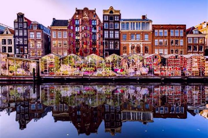 Escorts Heksenberg, Netherlands — Local Companions