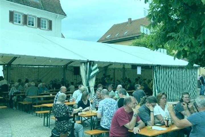 Escorts Helmstadt-Bargen, Germany — Local Companions