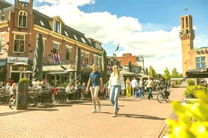 Escorts Hengelo, Netherlands — Local Companions