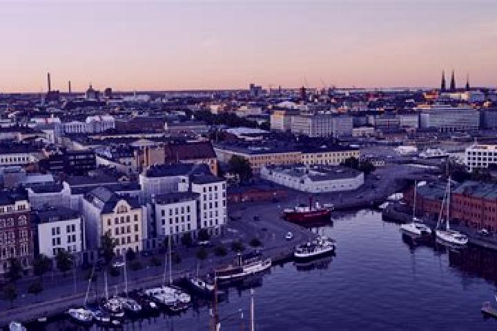 Escorts Herttoniemen yritysalue, Finland — Local Companions