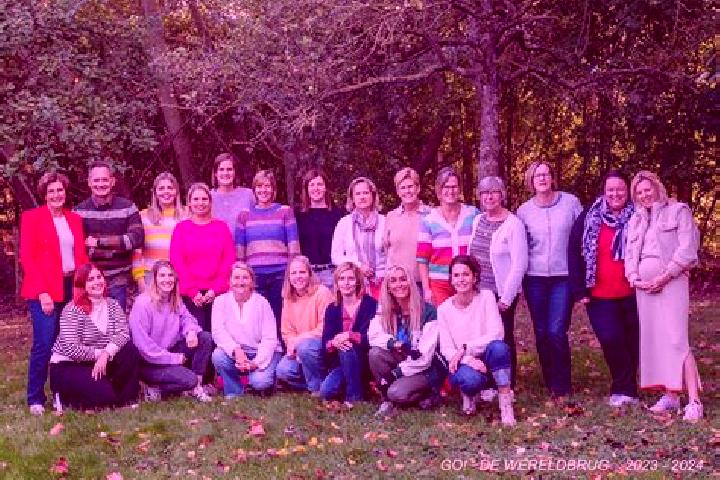 Escorts Hillegem, Belgium — Local Companions