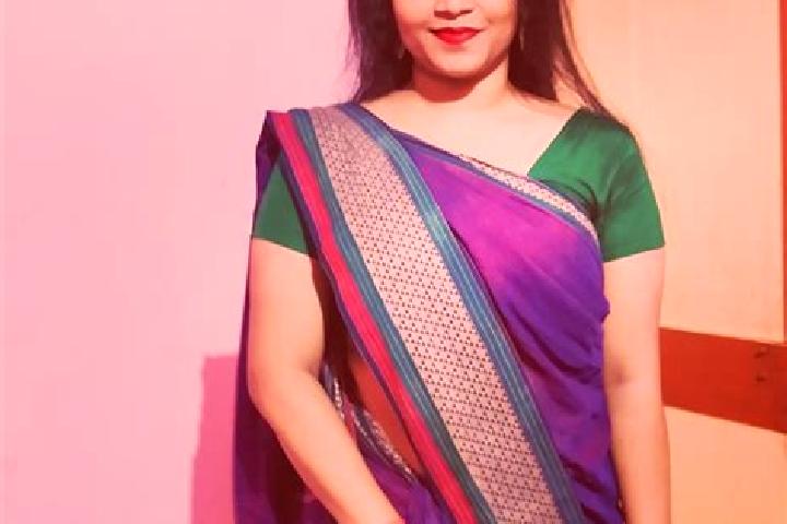 Escorts Hinakallu, India — Local Companions